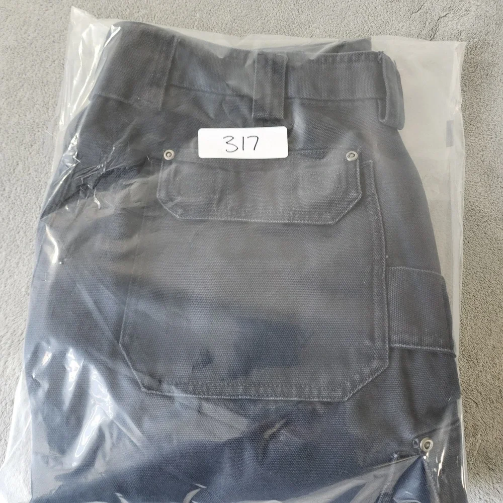 Duluth Trading Men's‎ Shorts Cargo Size 40 Blue *Measured size 39*
